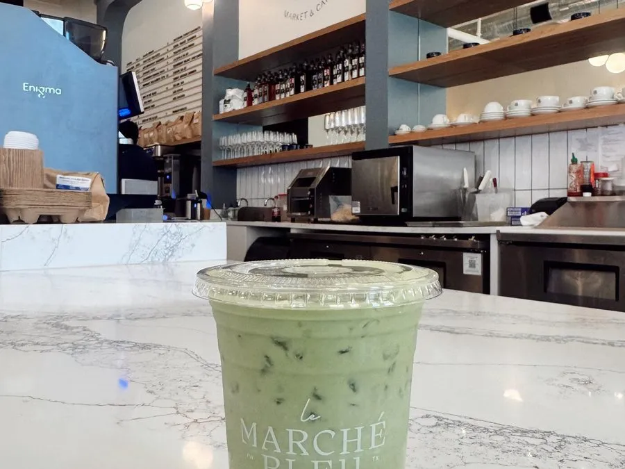 Iced Pistachio Honey Matcha